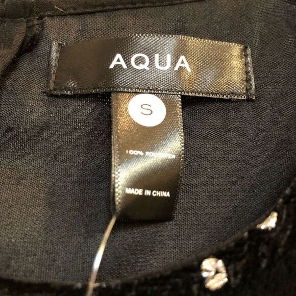 AQUA - NWT - L Sz S Metallic-Dot Velvet Long-Sleeve Mini-Dress. 100% Polyester. - Picture 7 of 13